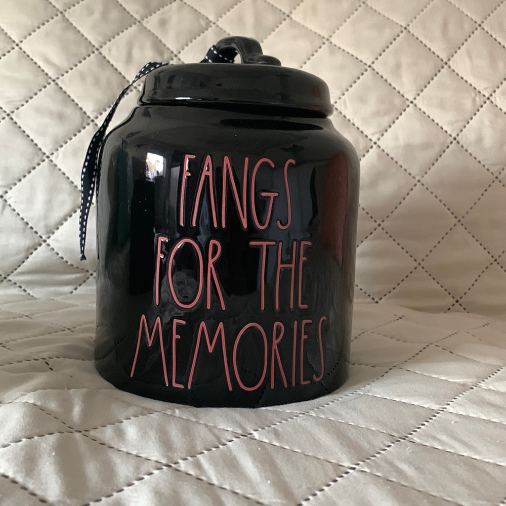 New in box Rae Dunn treat jar.